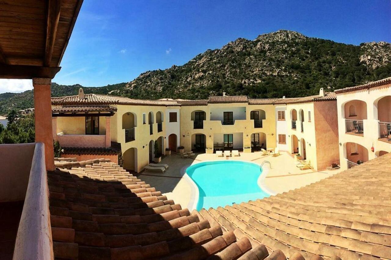 Hotel Monti Di Mola Porto Cervo Bagian luar foto