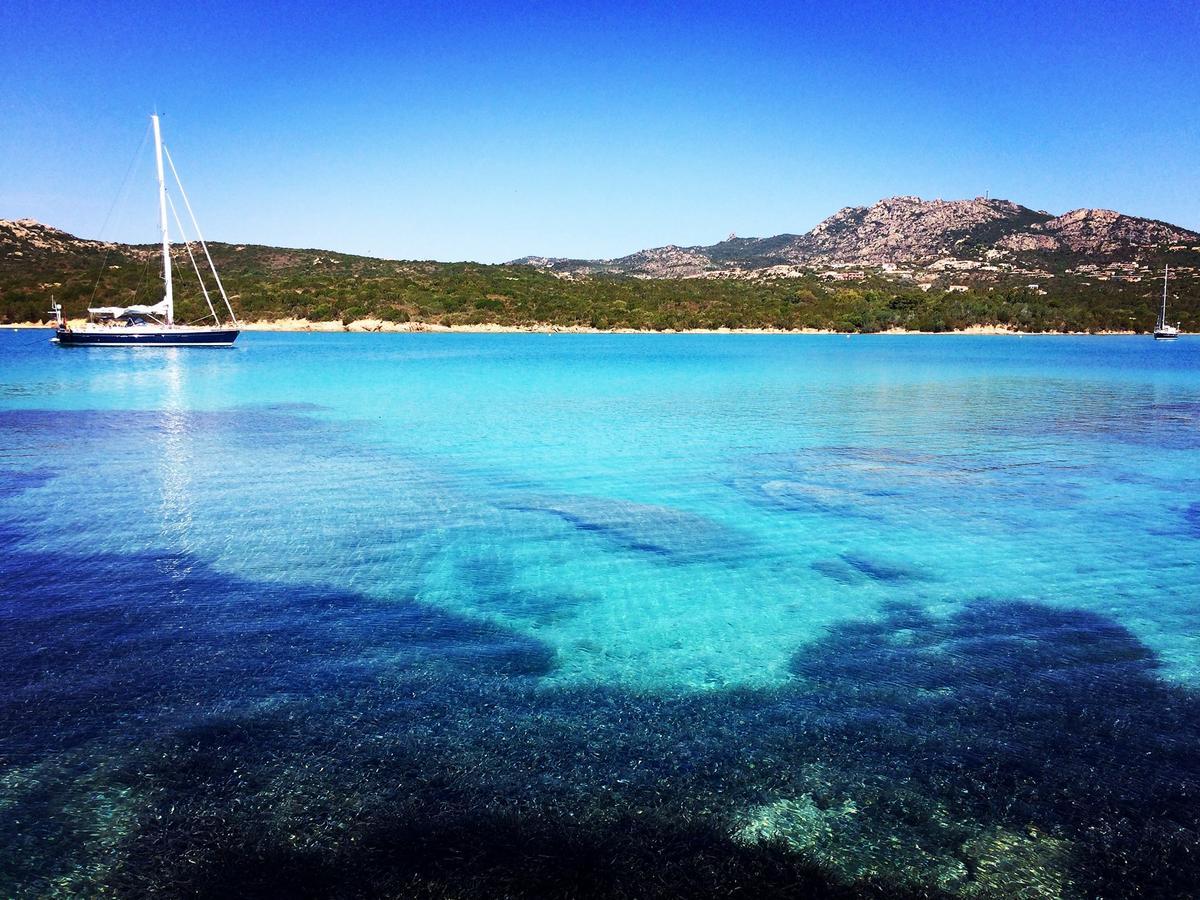 Hotel Monti Di Mola Porto Cervo Bagian luar foto